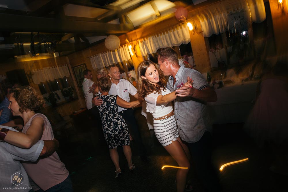 Fotografiranje poroke Volčji Potok Gostilna Pri Plčaninskem Orlu